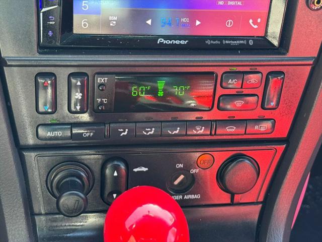 2002 Ford Thunderbird Base