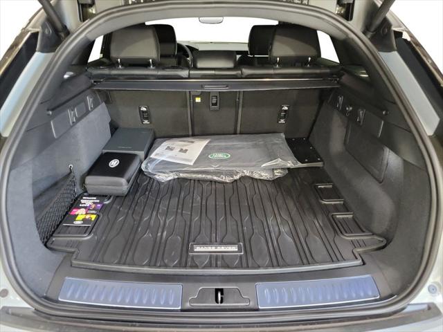 2026 Land Rover Range Rover Velar P250 Dynamic SE