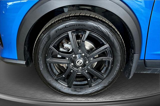 2021 Nissan Kicks SR Xtronic CVT