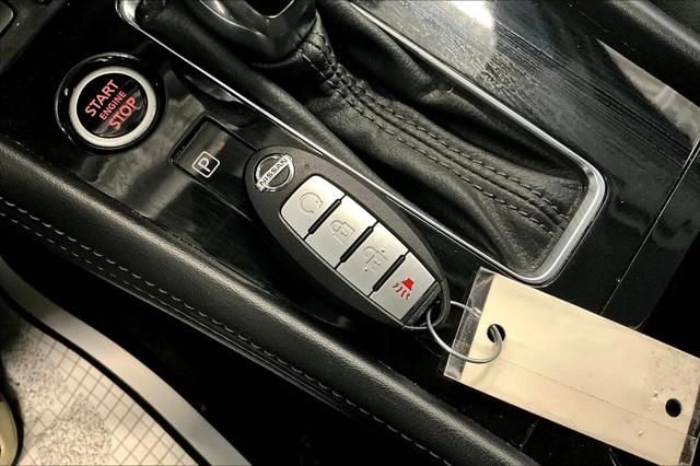 2021 Nissan Kicks SR Xtronic CVT