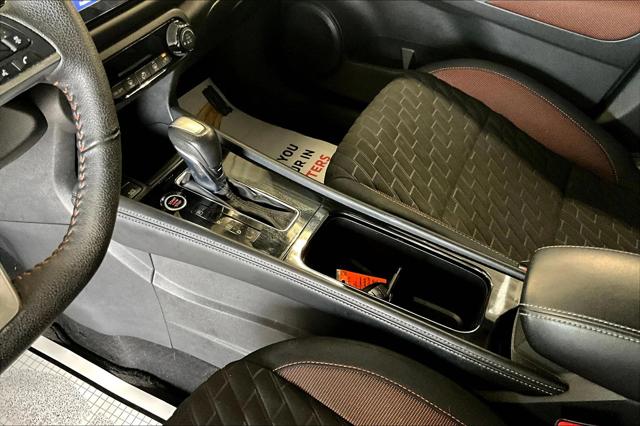 2021 Nissan Kicks SR Xtronic CVT