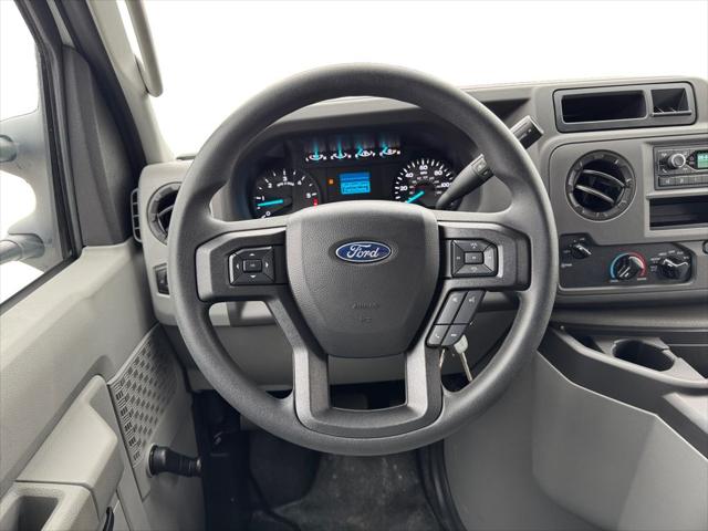 2024 Ford E-450 Cutaway Base