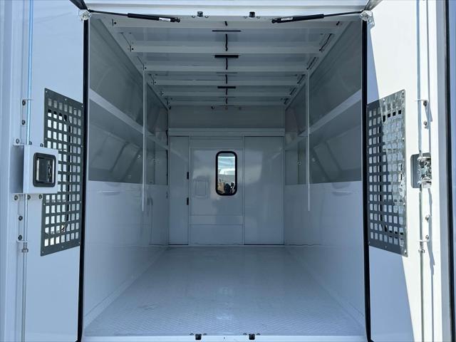 2024 Chevrolet Express Cutaway Work Van