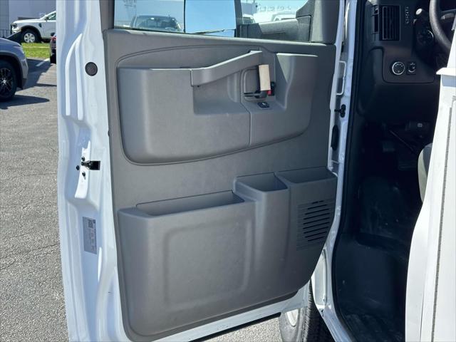 2024 Chevrolet Express Cutaway Work Van