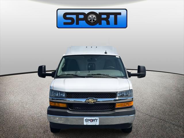 2024 Chevrolet Express Cutaway Work Van