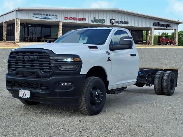 2025 RAM Ram 3500 Chassis Cab RAM 3500 TRADESMAN CHASSIS REGULAR CAB 4X4 84 CA