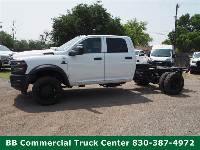 2025 RAM Ram 5500 Chassis Cab RAM 5500 TRADESMAN CHASSIS CREW CAB 4X4 60 CA