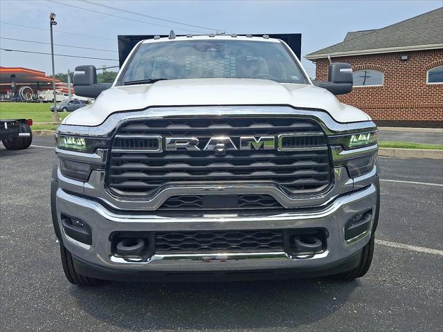 2025 RAM Ram 5500 Chassis Cab RAM 5500 TRADESMAN CHASSIS REGULAR CAB 4X2 84 CA