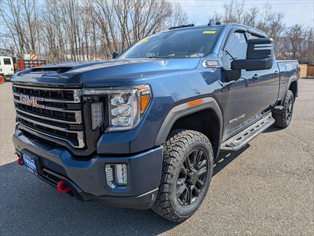 2020 GMC Sierra 2500HD 4WD Crew Cab Standard Bed AT4