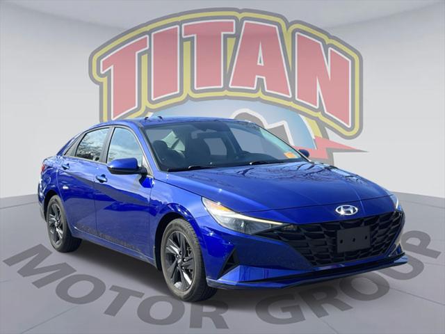 2022 Hyundai Elantra SEL [2]