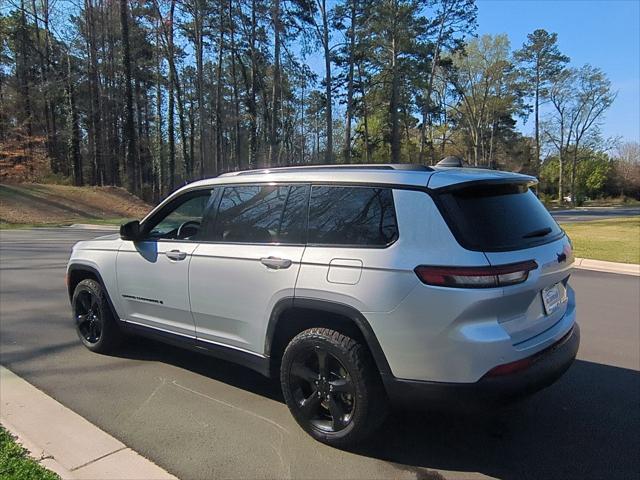 2023 Jeep Grand Cherokee L Altitude 4x2