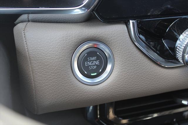 2025 GMC Canyon 4WD Denali