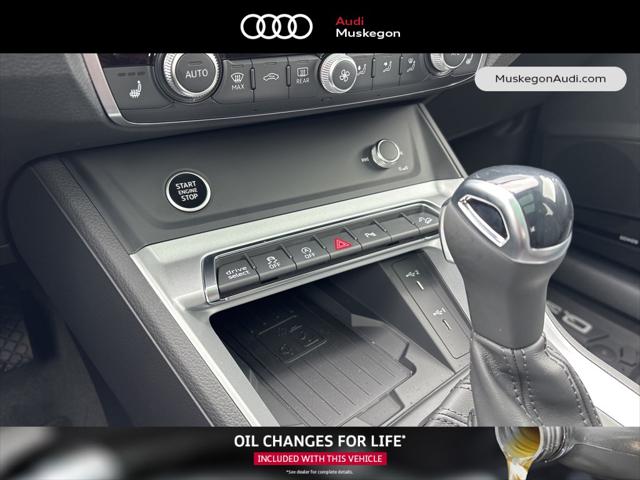 2025 Audi Q3 Premium 45 TFSI S line quattro Tiptronic