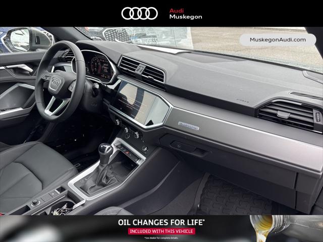 2025 Audi Q3 Premium 45 TFSI S line quattro Tiptronic
