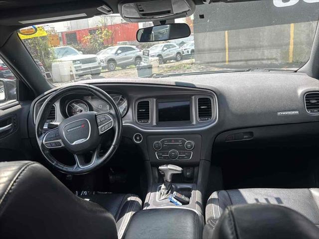 2022 Dodge Charger SXT RWD