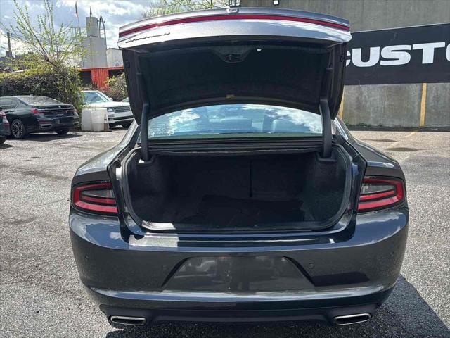 2022 Dodge Charger SXT RWD