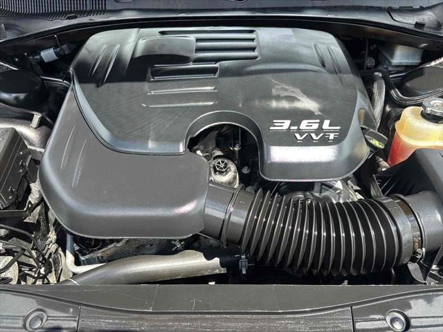 2022 Dodge Charger SXT RWD