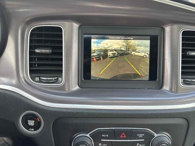 2022 Dodge Charger SXT RWD