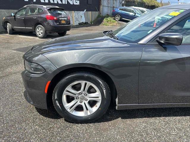2022 Dodge Charger SXT RWD