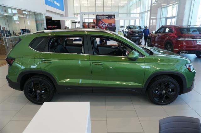 2025 Volkswagen Taos 1.5T SE
