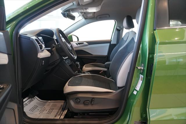 2025 Volkswagen Taos 1.5T SE