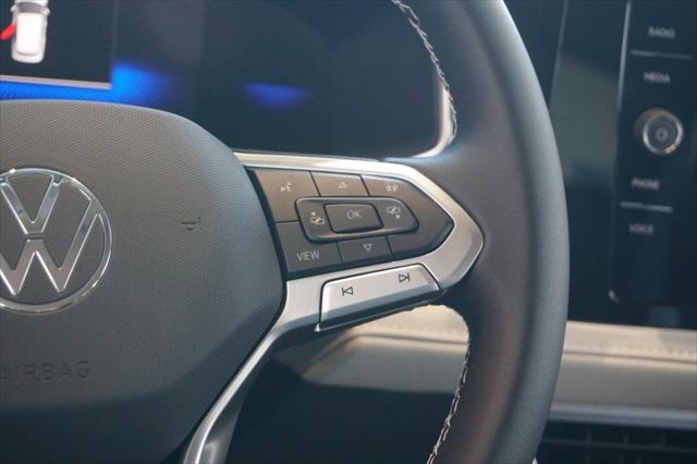 2025 Volkswagen Taos 1.5T SE