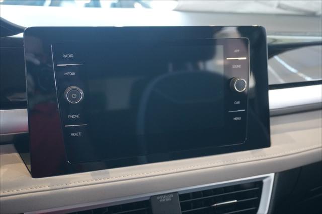 2025 Volkswagen Taos 1.5T SE