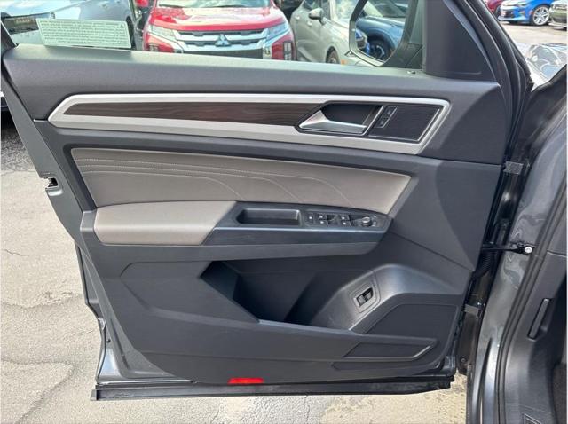 2021 Volkswagen Atlas 3.6L V6 SE w/Technology