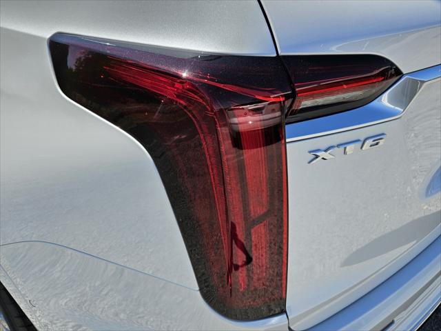 2025 Cadillac XT6 FWD Premium Luxury