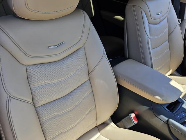 2025 Cadillac XT6 FWD Premium Luxury