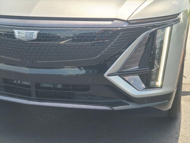 2025 Cadillac iQ Sport w/1SF