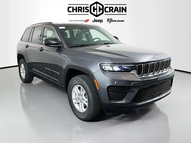2025 Jeep Grand Cherokee GRAND CHEROKEE LAREDO 4X4