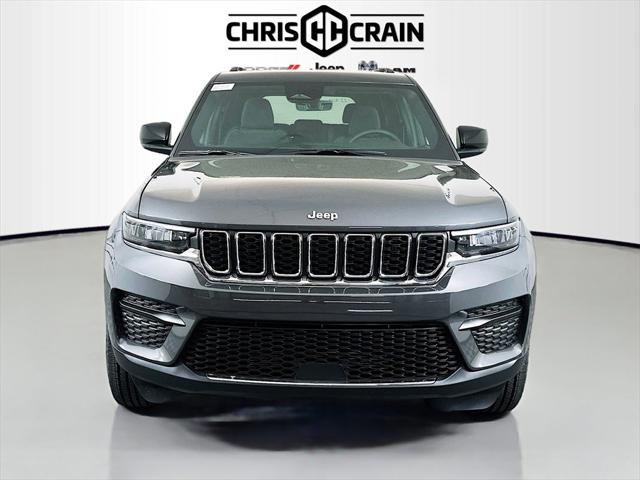2025 Jeep Grand Cherokee GRAND CHEROKEE LAREDO 4X4