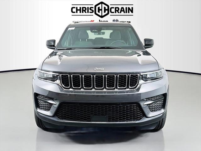 2025 Jeep Grand Cherokee GRAND CHEROKEE LAREDO 4X4