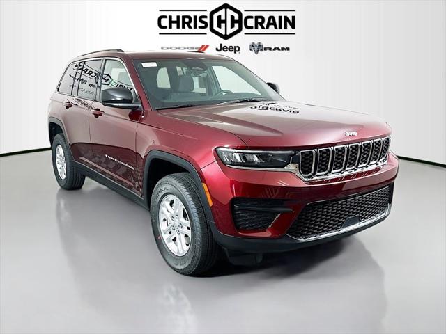 2025 Jeep Grand Cherokee GRAND CHEROKEE LAREDO 4X4