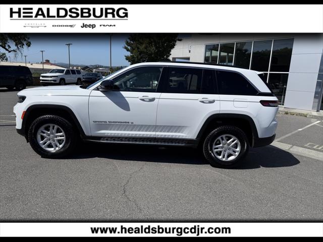 2025 Jeep Grand Cherokee GRAND CHEROKEE LAREDO 4X2