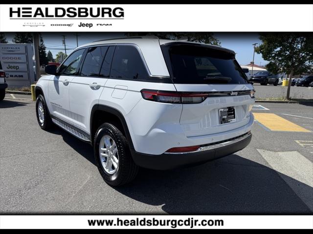 2025 Jeep Grand Cherokee GRAND CHEROKEE LAREDO 4X2