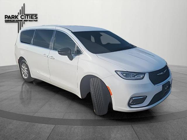 2025 Chrysler Pacifica PACIFICA SELECT