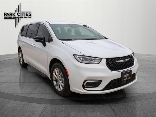 2025 Chrysler Pacifica PACIFICA SELECT AWD