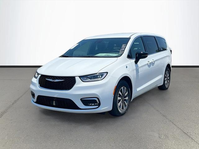 2025 Chrysler Pacifica Hybrid PACIFICA PLUG-IN HYBRID SELECT
