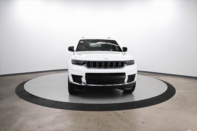 2025 Jeep Grand Cherokee GRAND CHEROKEE L LAREDO 4X4