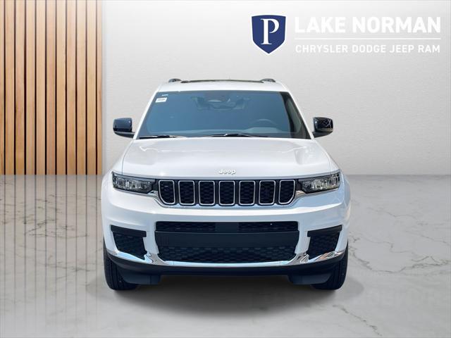2025 Jeep Grand Cherokee GRAND CHEROKEE L LAREDO X 4X4