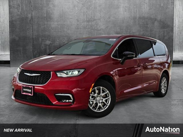 2025 Chrysler Pacifica PACIFICA SELECT