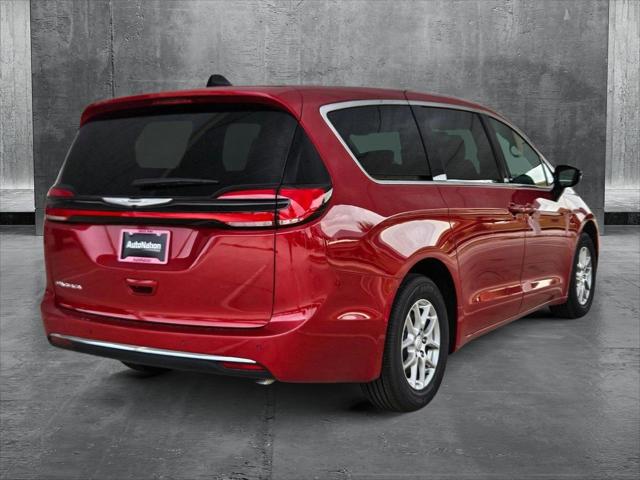 2025 Chrysler Pacifica PACIFICA SELECT