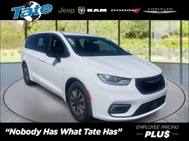 2025 Chrysler Pacifica Hybrid PACIFICA PLUG-IN HYBRID SELECT