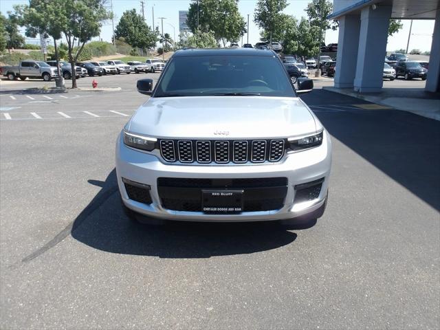 2025 Jeep Grand Cherokee GRAND CHEROKEE L SUMMIT 4X4