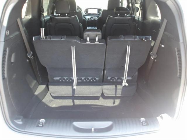 2025 Chrysler Pacifica Limited AWD