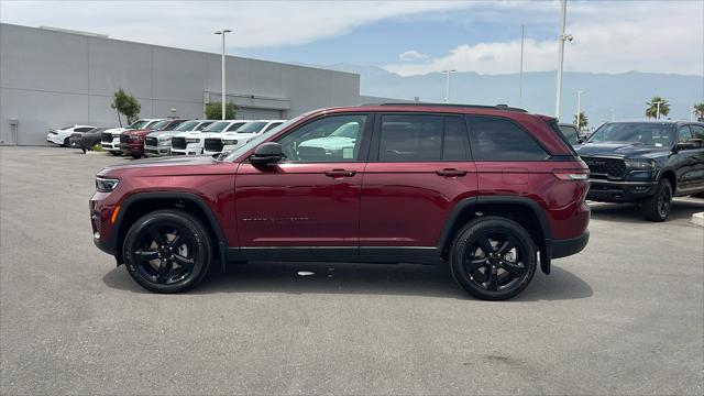 2025 Jeep Grand Cherokee GRAND CHEROKEE ALTITUDE X 4X4