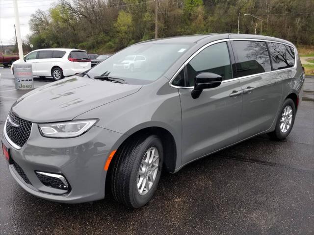2025 Chrysler Pacifica PACIFICA SELECT