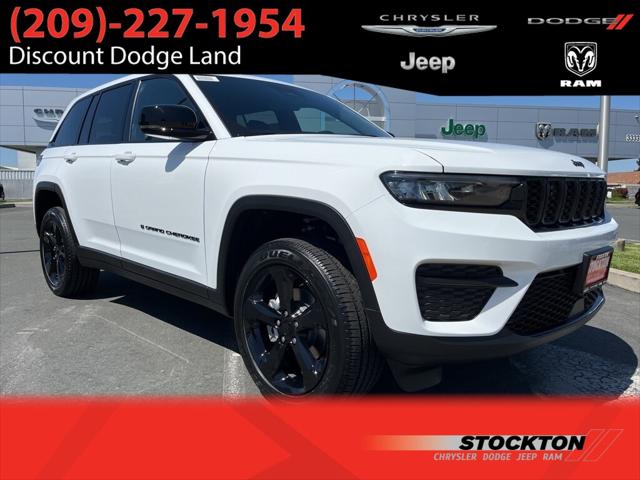 2025 Jeep Grand Cherokee GRAND CHEROKEE ALTITUDE 4X4